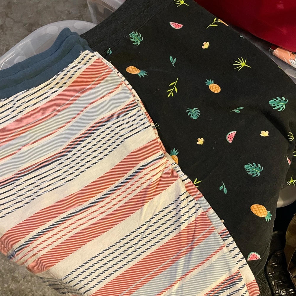 Men’s shorts bundle of 2